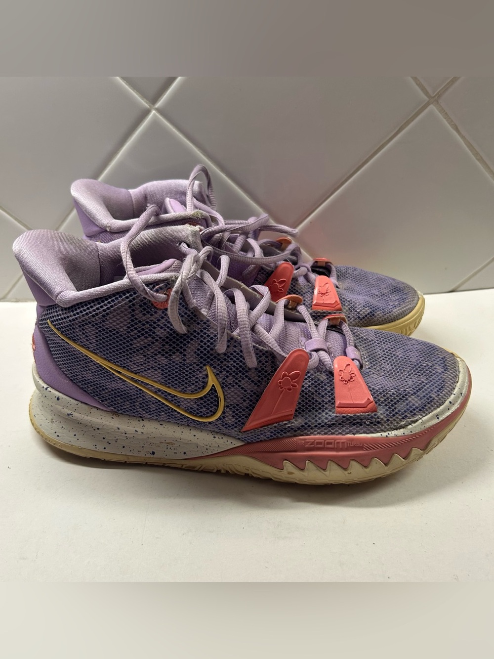 Nike Kyrie 7 Daughters Purple Pink Basketball Sneakers CQ9326-501 Men’s Size 8.5